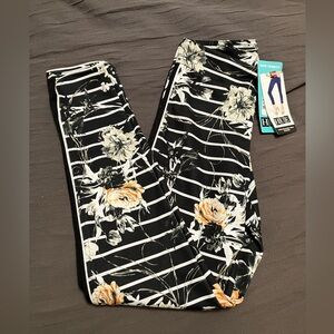 Hue piped polished twill skimmer